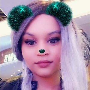 Meet your Posher, Karissa